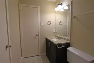 11011 Shadowfield Dr, Houston, TX 77064 - Photo 17