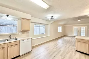 3907 Crystal Pass Ct, Katy, TX 77449 - Photo 7