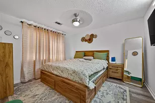 14819 Alderwick Dr, Sugar Land, TX 77498 - Photo 23