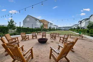 16027 Hayes Pk Dr, Houston, TX 77079 - Photo 9