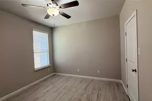 2982 Austin Breeze Ln, League City, TX 77573 - Photo 23