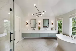 2514 McClendon St, Houston, TX 77030 - Photo 29