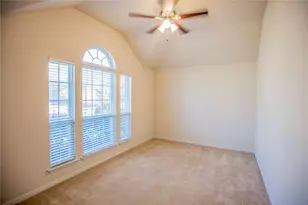 187 Fairwind Trail Dr, Conroe, TX 77385 - Photo 7