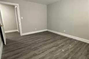 8005 Bowen St, Houston, TX 77051 - Photo 9