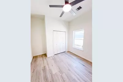 2516 Avenue M, Galveston, TX 77550 - Photo 15