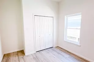 2516 Avenue M, Galveston, TX 77550 - Photo 15