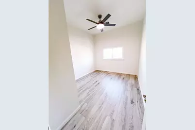 2516 Avenue M, Galveston, TX 77550 - Photo 17