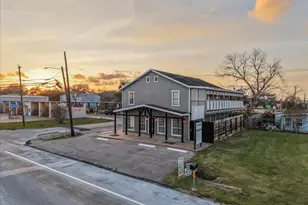 114 Grand Ave, Bacliff, TX 77518 - Photo 31