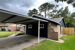 7110 Ensworth Dr, Houston, TX 77016 - Photo 3