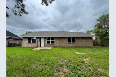 7110 Ensworth Drive, Houston, TX 77016 - Photo 35