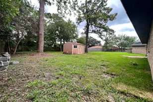 7110 Ensworth Dr, Houston, TX 77016 - Photo 37