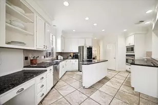 1511 Forest Bend Dr, Sugar Land, TX 77479 - Photo 13