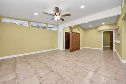 5326 Heatherbrook Drive, Houston, TX 77045 - Photo 9