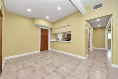 5326 Heatherbrook Drive, Houston, TX 77045 - Photo 13
