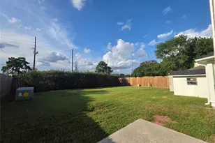 7127 Oak Walk Dr, Humble, TX 77346 - Photo 43