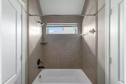1016 Bolivar Point Lane, Friendswood, TX 77546 - Photo 29
