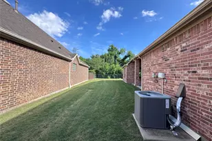 5811 Caper Shores Ln, Sugar Land, TX 77479 - Photo 35