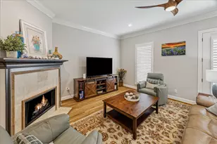 544 Bomar St, Houston, TX 77006 - Photo 19