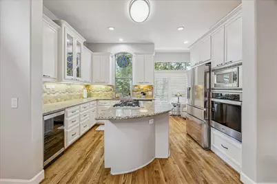 544 Bomar Street, Houston, TX 77006 - Photo 3