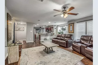 2111 W Gulf Street, Baytown, TX 77520 - Photo 7