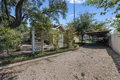 1310 Reid Street #B, Houston, TX 77022 - Photo 11