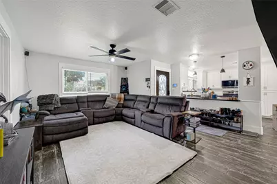 302 County Road 893A, Angleton, TX 77515 - Photo 11