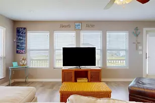 1508 Galveston Ave, Port Bolivar, TX 77650 - Photo 19