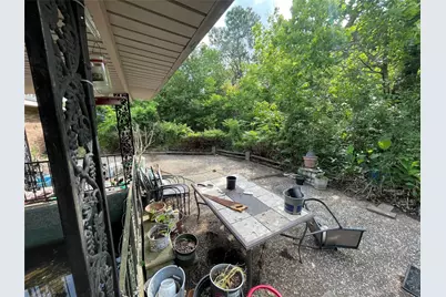 6700 Howe Street, Groves, TX 77619 - Photo 37