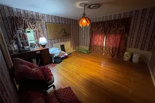 6700 Howe St, Groves, TX 77619 - Photo 27