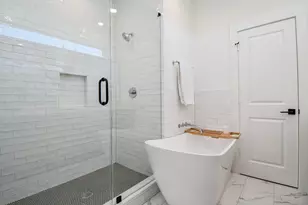1928 Cochran St, Houston, TX 77009 - Photo 19