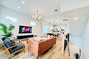 1928 Cochran St, Houston, TX 77009 - Photo 9