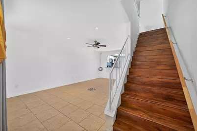 1701 Upland Drive #184, Houston, TX 77043 - Photo 7