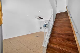 1701 Upland Dr, Houston, TX 77043 - Photo 7