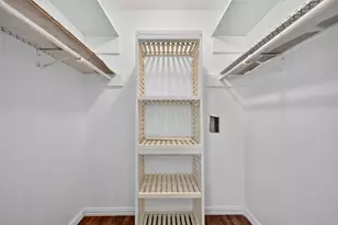 1701 Upland Dr, Houston, TX 77043 - Photo 13