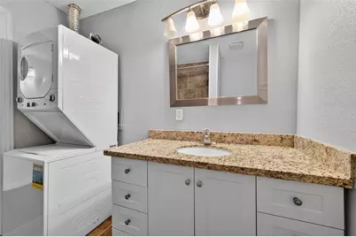 1701 Upland Drive #184, Houston, TX 77043 - Photo 17