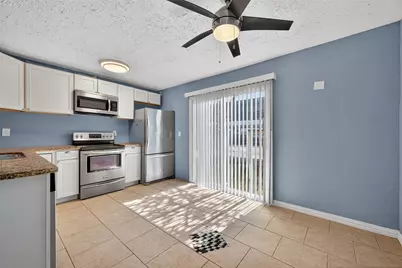 1701 Upland Drive #184, Houston, TX 77043 - Photo 9