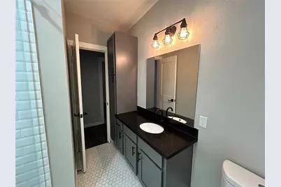 219 Marshall Street #207, Houston, TX 77006 - Photo 5