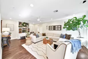 6238 Braesheather Cir, Houston, TX 77096 - Photo 19