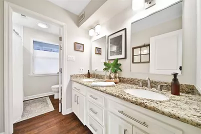 6238 Braesheather Circle, Houston, TX 77096 - Photo 37