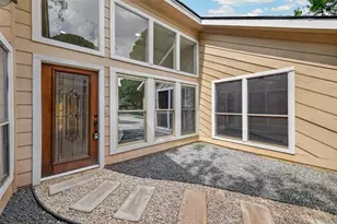 6026 Downwood Forest Dr, Houston, TX 77088 - Photo 3