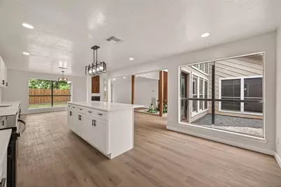 6026 Downwood Forest Drive, Houston, TX 77088 - Photo 11