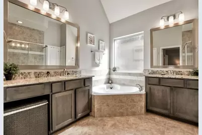 12265 Oxford Crescent Circle, Houston, TX 77082 - Photo 7