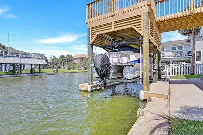 21732 Deaf P Smith Drive, Galveston, TX 77554 - Photo 33