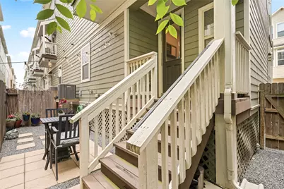 1244 Hobbs Reach Lane, Houston, TX 77008 - Photo 31