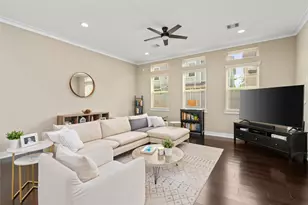 1244 Hobbs Reach Ln, Houston, TX 77008 - Photo 5