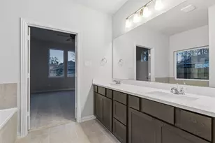 247 Brecon Buff Dr, Willis, TX 77318 - Photo 25