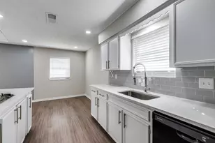 5426 Fairgreen Ln, Houston, TX 77048 - Photo 19