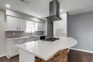 5426 Fairgreen Ln, Houston, TX 77048 - Photo 13