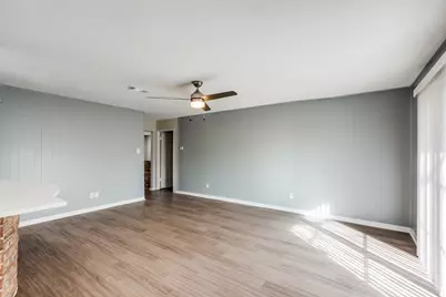 5426 Fairgreen Lane, Houston, TX 77048 - Photo 9