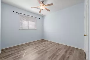 167 N Whistlers Bend Cir, Conroe, TX 77384 - Photo 29